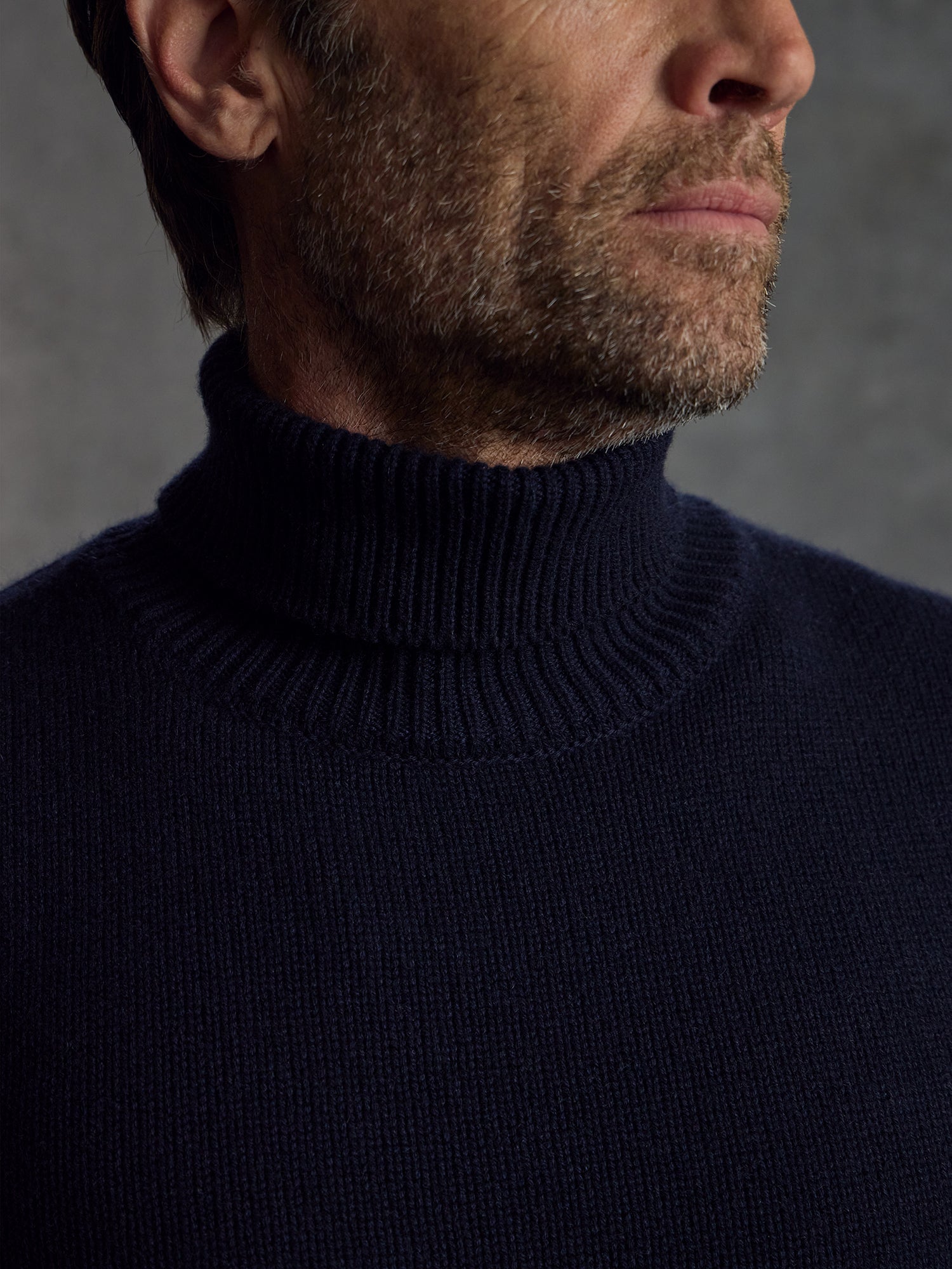 The Cashmere Submariner Rollneck - Midnight