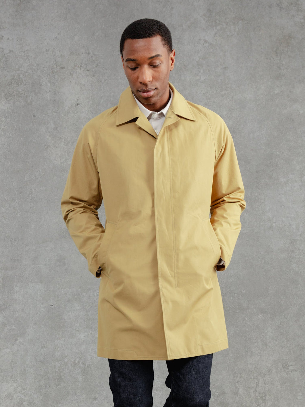 The Ventile® Raglan Raincoat - Bronze