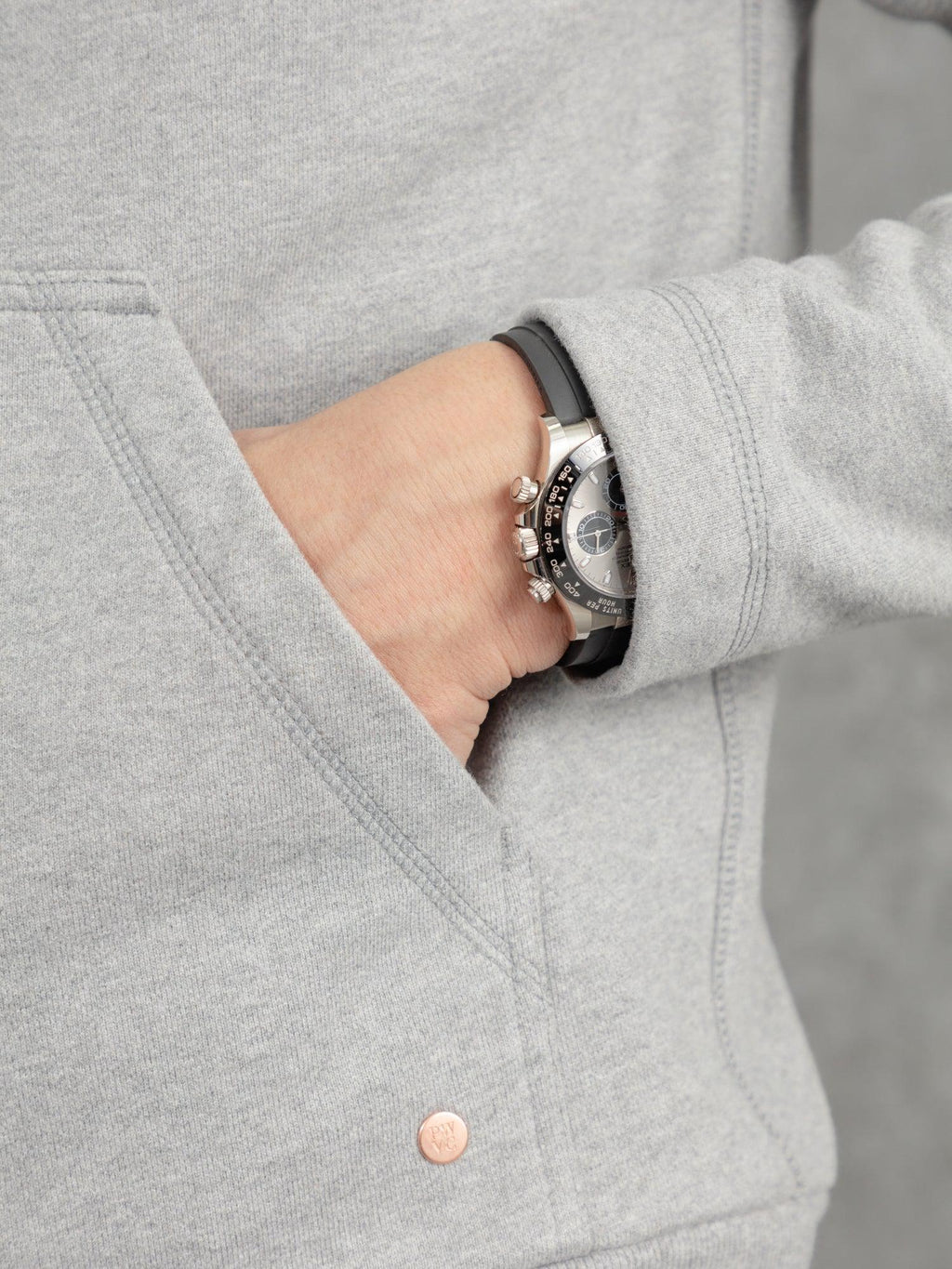 The Funnel Neck 3.0 - Charcoal