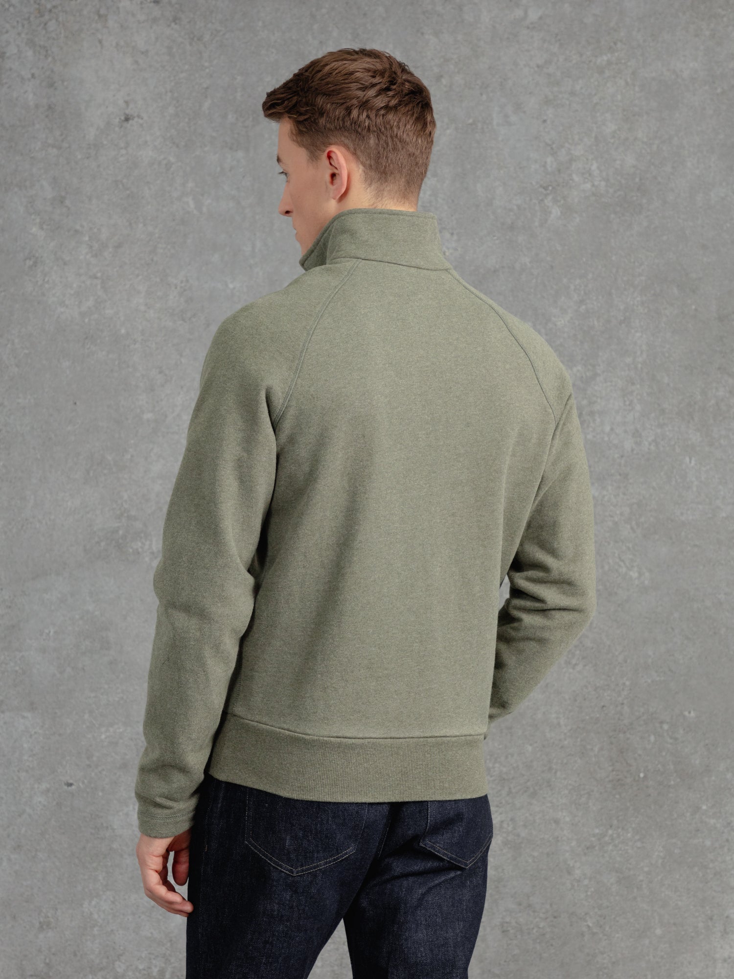 The Funnel Neck 3.0 - Moss Green