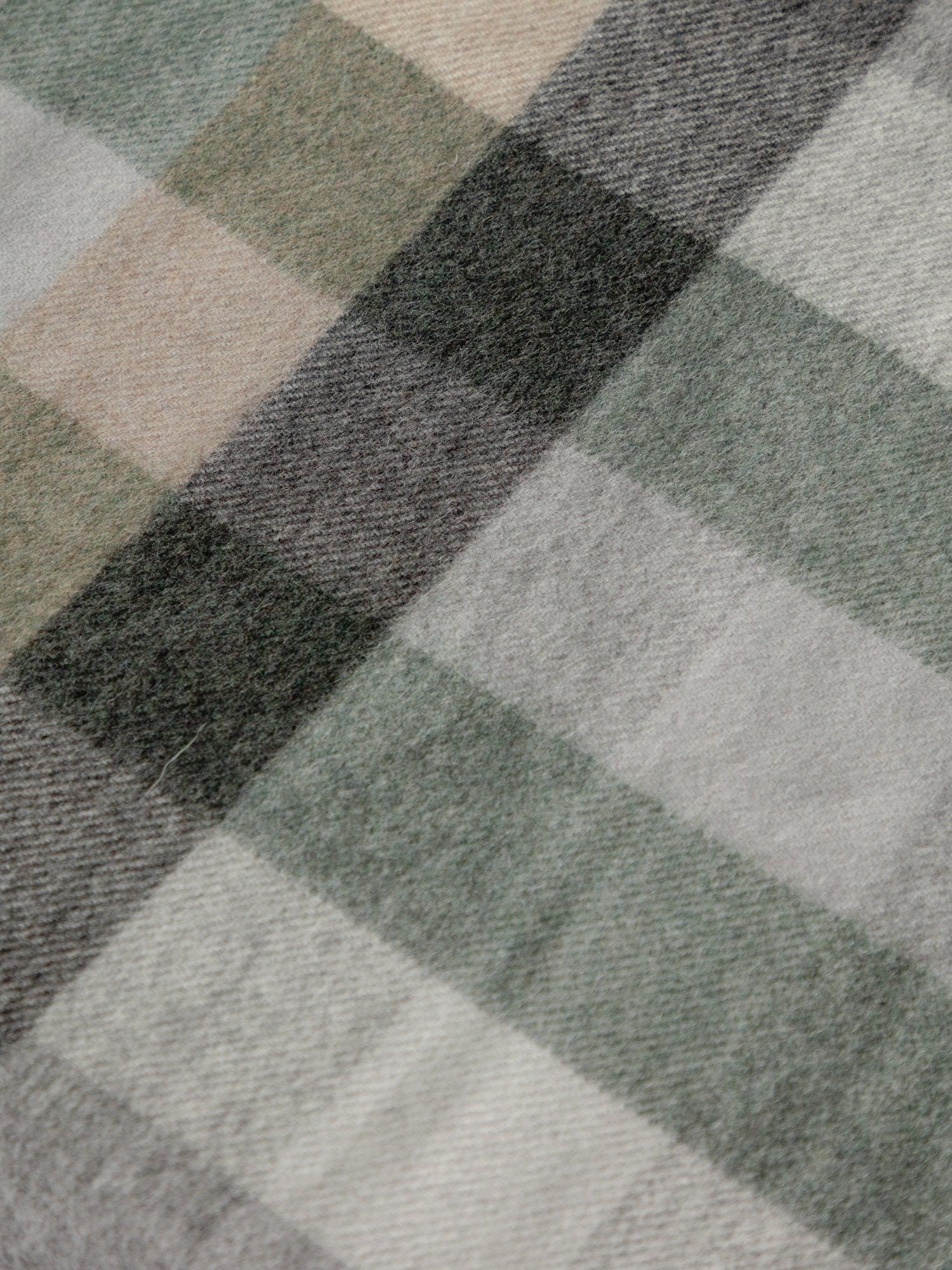 The Cashmere Check Scarf - Moss Green Check