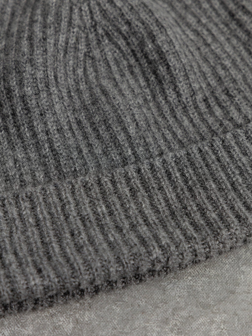 The Cashmere Bandit Beanie - Cobble Grey