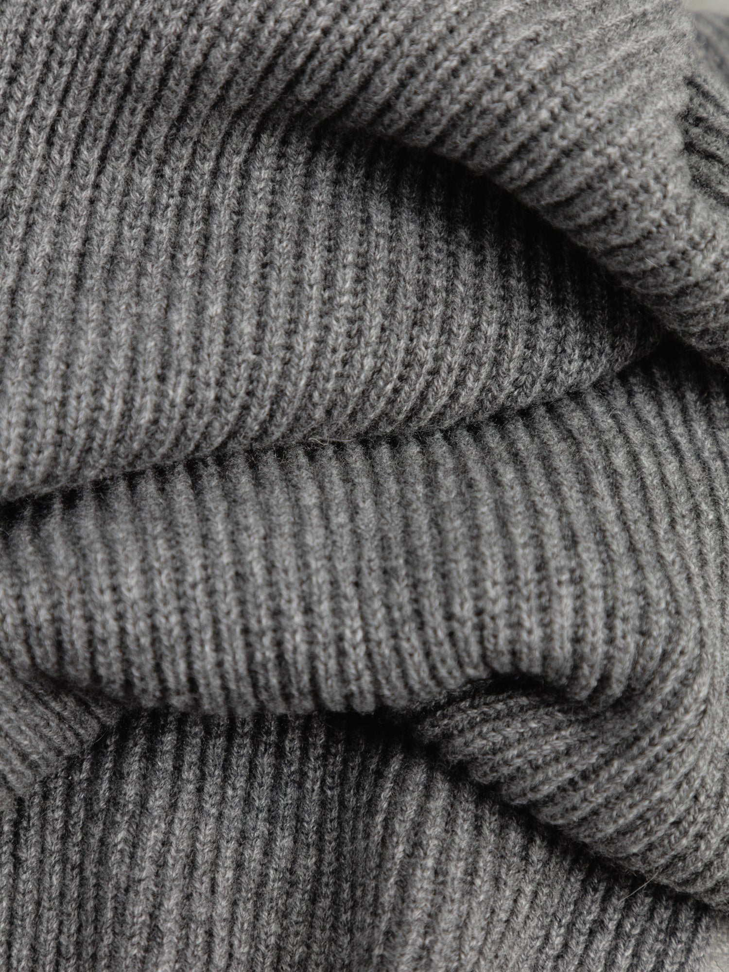The Cashmere Ribbed Scarf - Cobble Grey