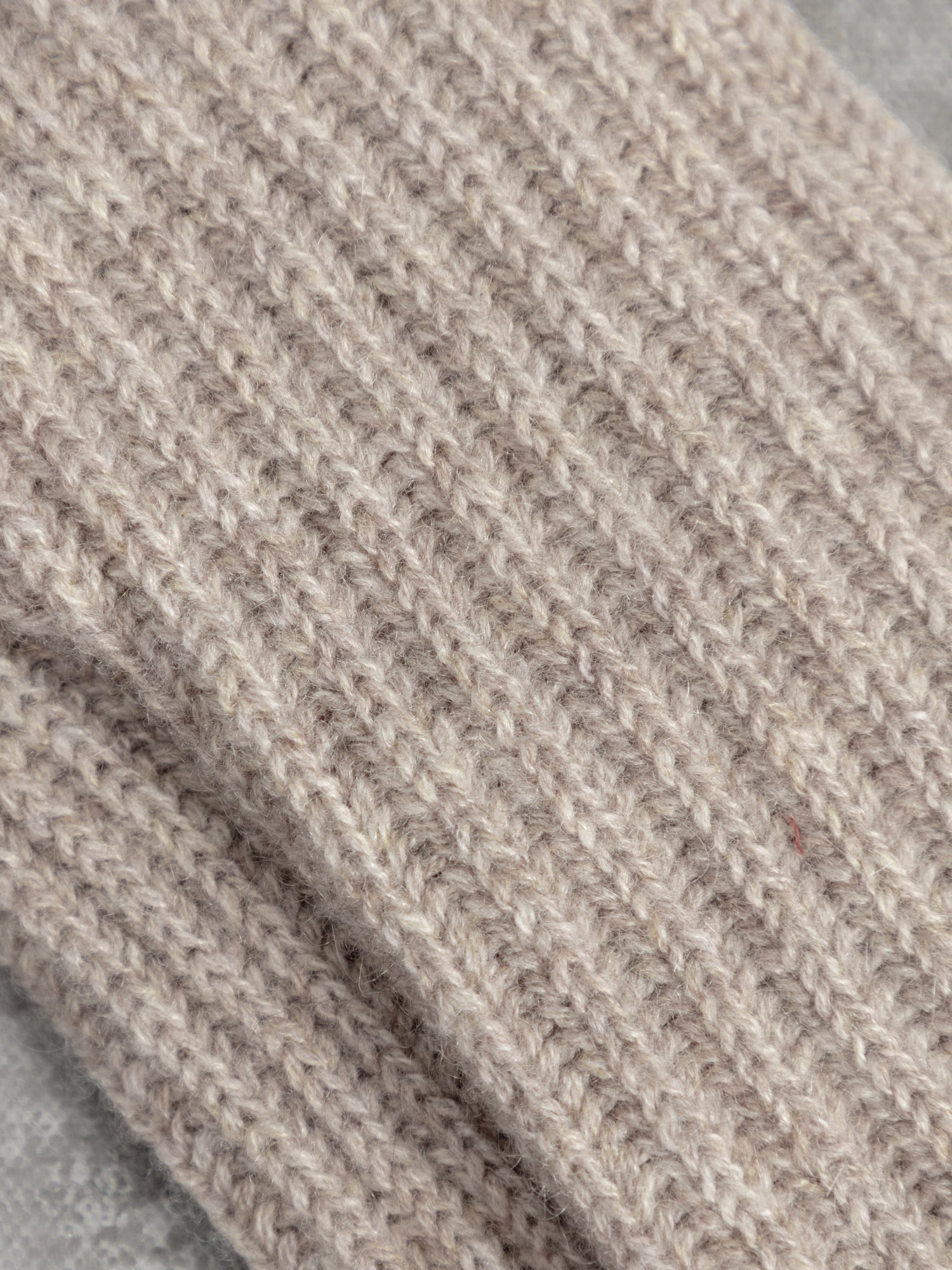 The Cashmere Wrist Warmers - Pebble