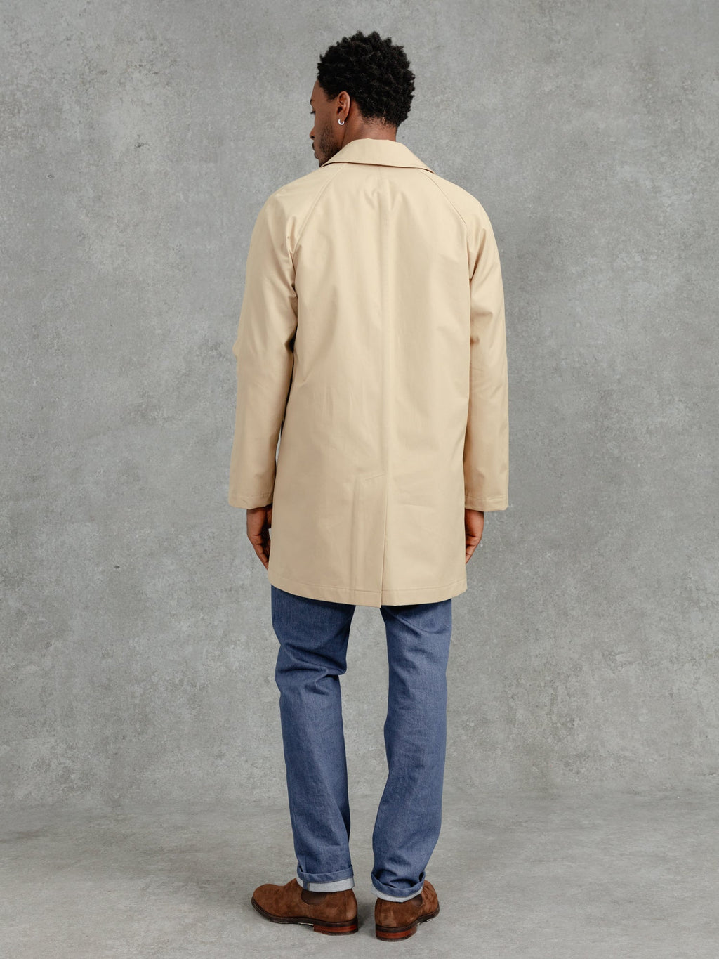 The Ventile® Raglan Raincoat - Natural