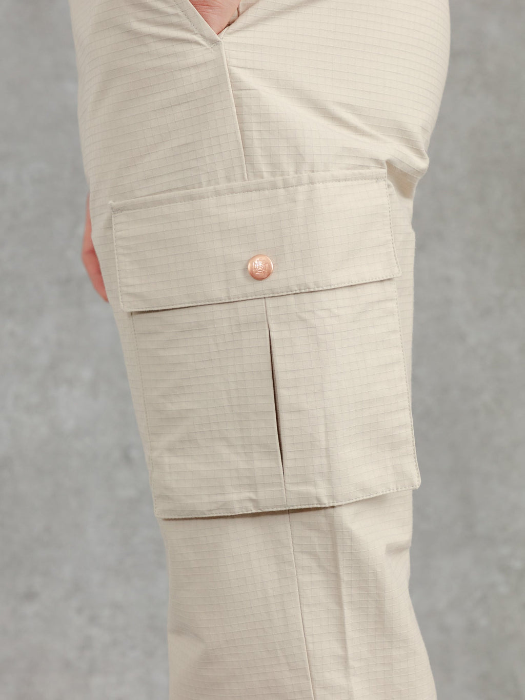 The Fitzrovia Cargo Trousers - Alabaster