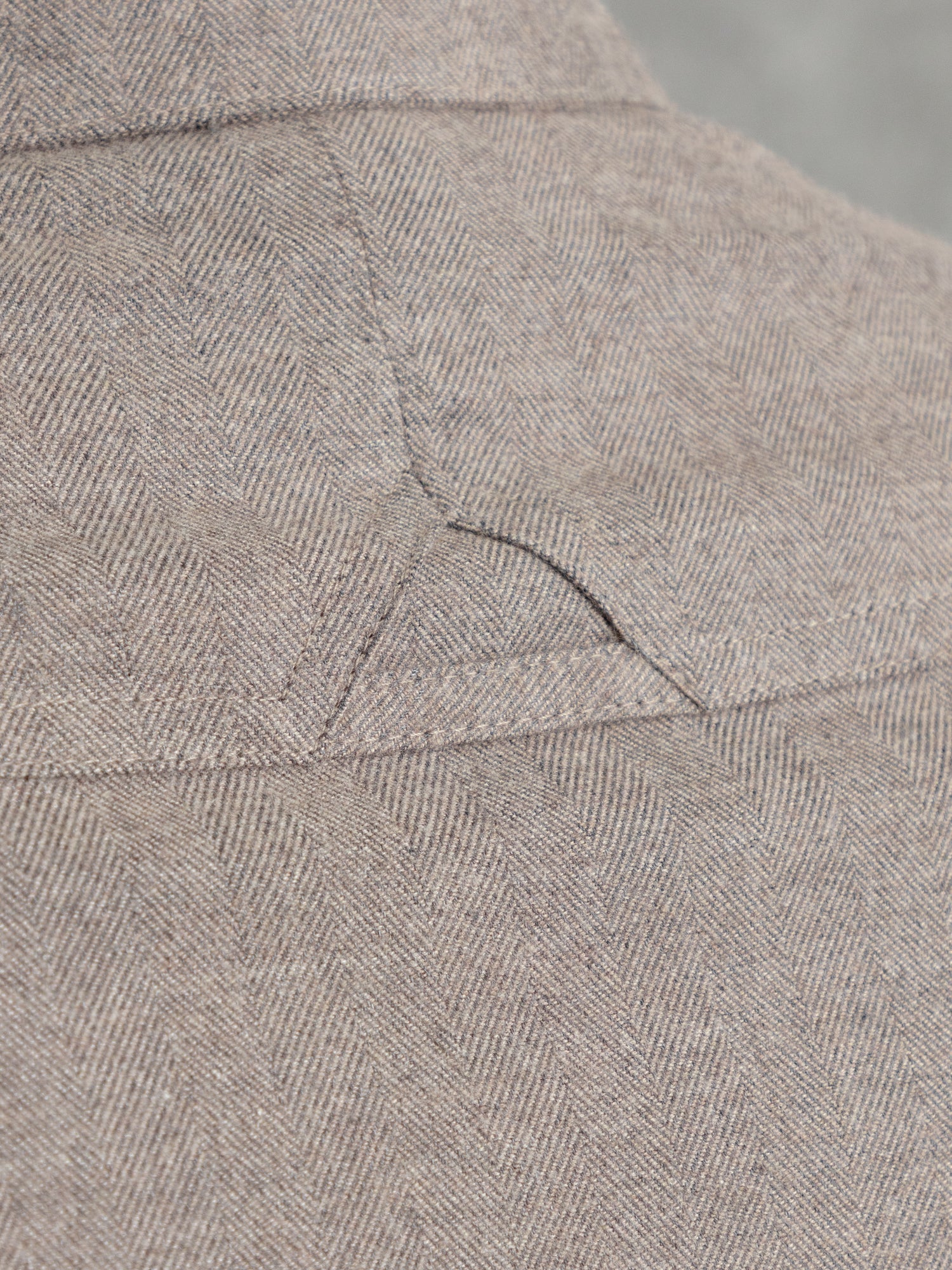 The Victor Melton Shirt - Pebble